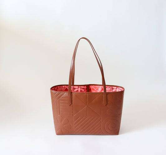 Apo Alawọ Búráhùn - Leather Tote with Adire Motifs